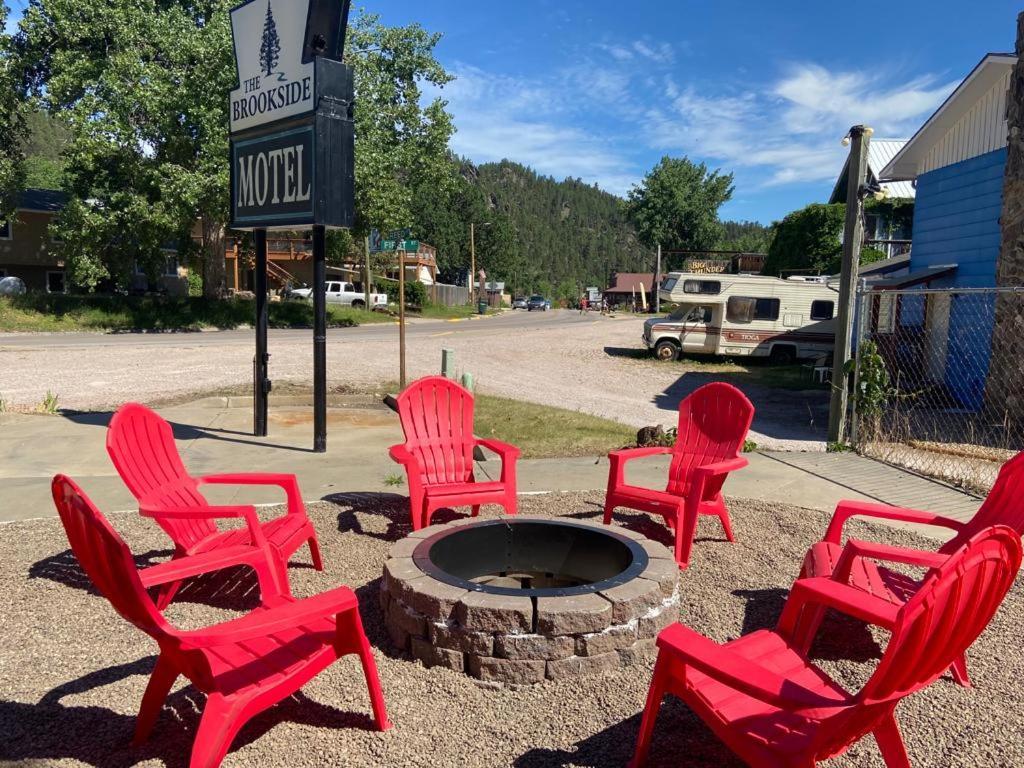 The Brookside Motel / Mt. Rushmore Keystone Buitenkant foto