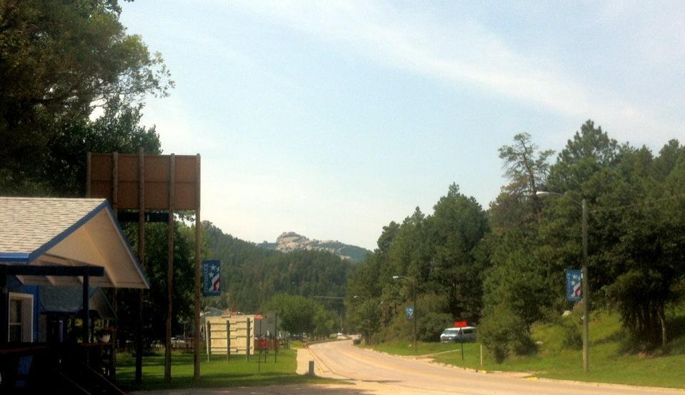 The Brookside Motel / Mt. Rushmore Keystone Buitenkant foto