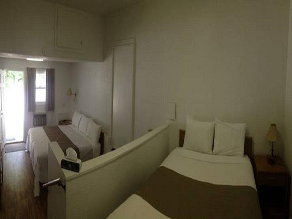 The Brookside Motel / Mt. Rushmore Keystone Buitenkant foto